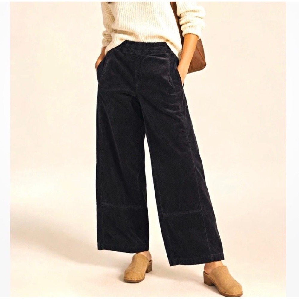 Pilcro XS Petite Black Corduroy Wide Barrel Leg Crop Cropped Pants